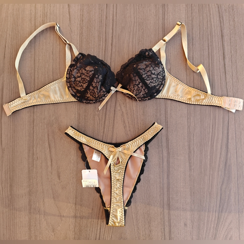 Japanese Lingerie Brand Peach John Set